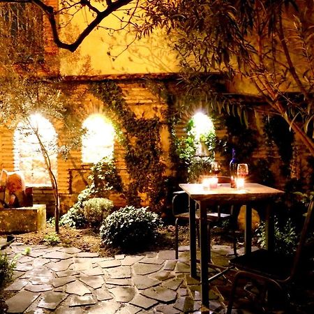 Artists Residence In Tbilisi ภายนอก รูปภาพ