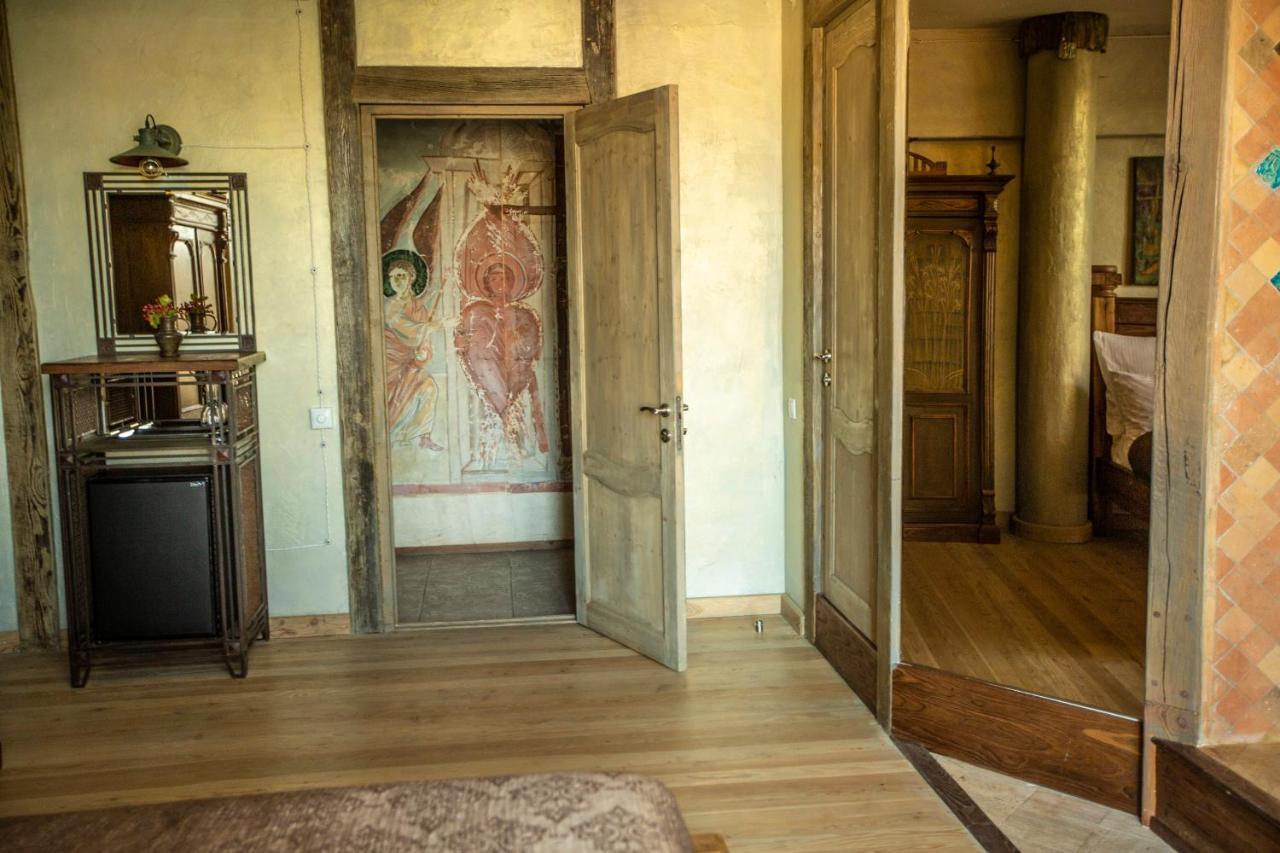 Artists Residence In Tbilisi ภายนอก รูปภาพ