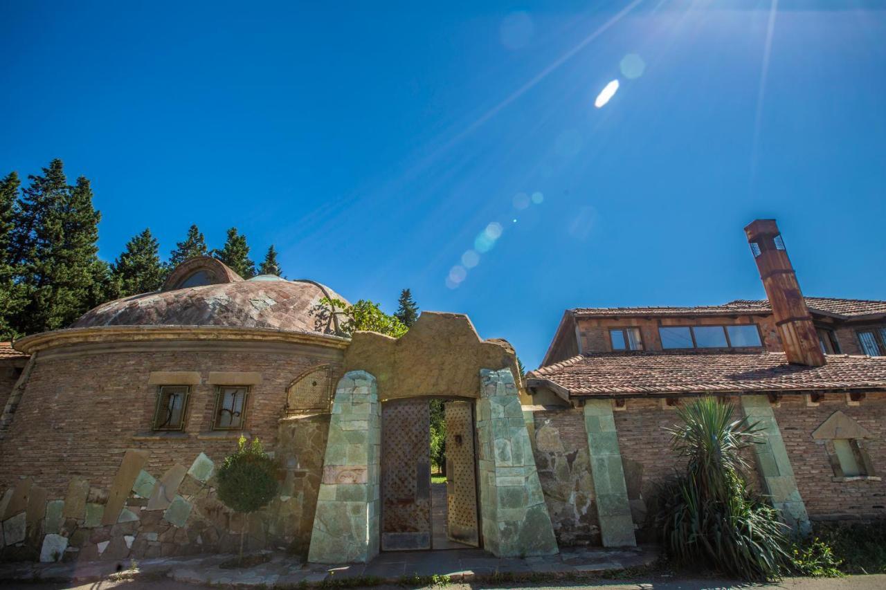 Artists Residence In Tbilisi ภายนอก รูปภาพ