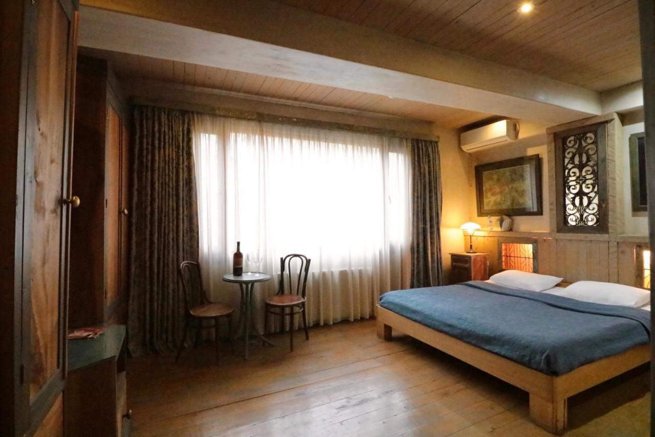 Artists Residence In Tbilisi ภายนอก รูปภาพ