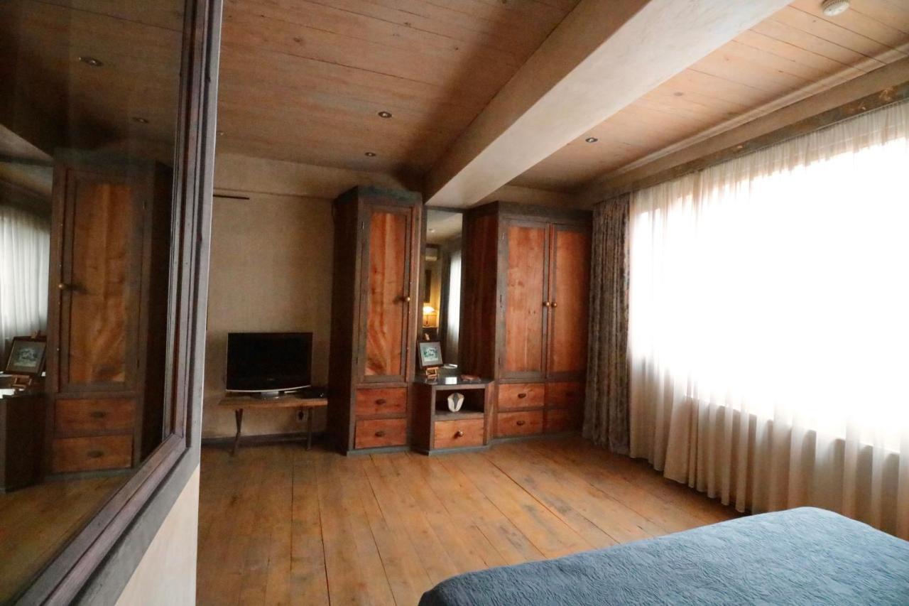 Artists Residence In Tbilisi ภายนอก รูปภาพ