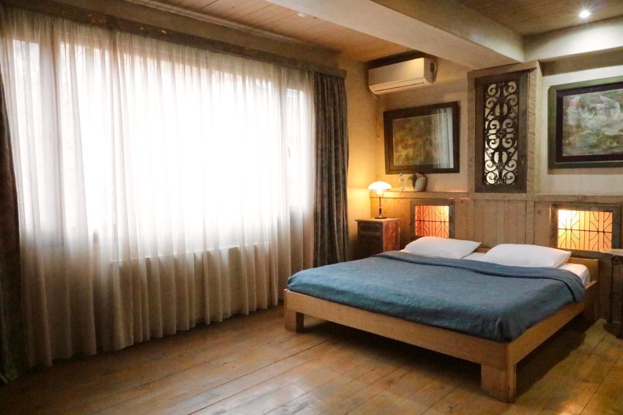 Artists Residence In Tbilisi ภายนอก รูปภาพ