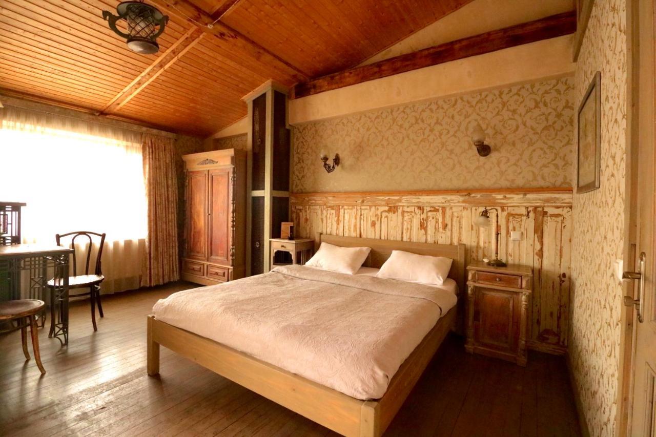 Artists Residence In Tbilisi ภายนอก รูปภาพ