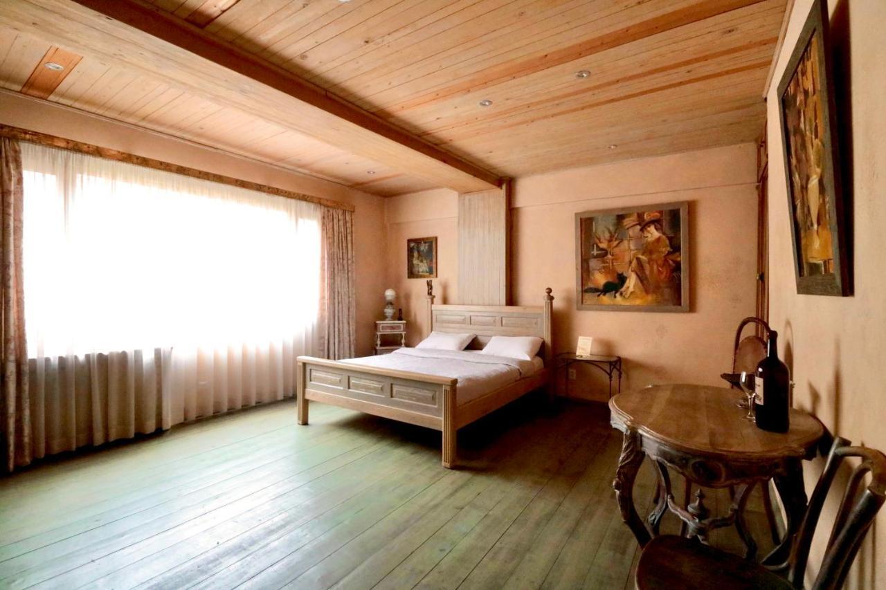 Artists Residence In Tbilisi ภายนอก รูปภาพ